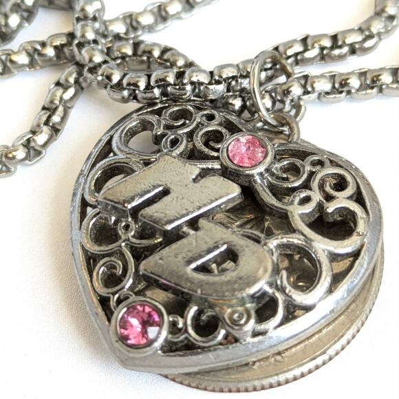 HARLEY DAVIDSON MOTORCYCLES HD Heart with Pink Rhinestones Pendant Necklace - Picture 3 of 6
